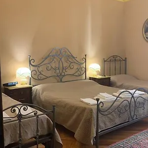 Laura Affittacamere Palermo